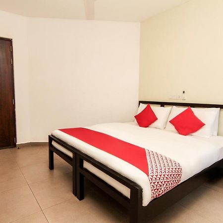 Saninro Hotel - Ragama Szoba fotó