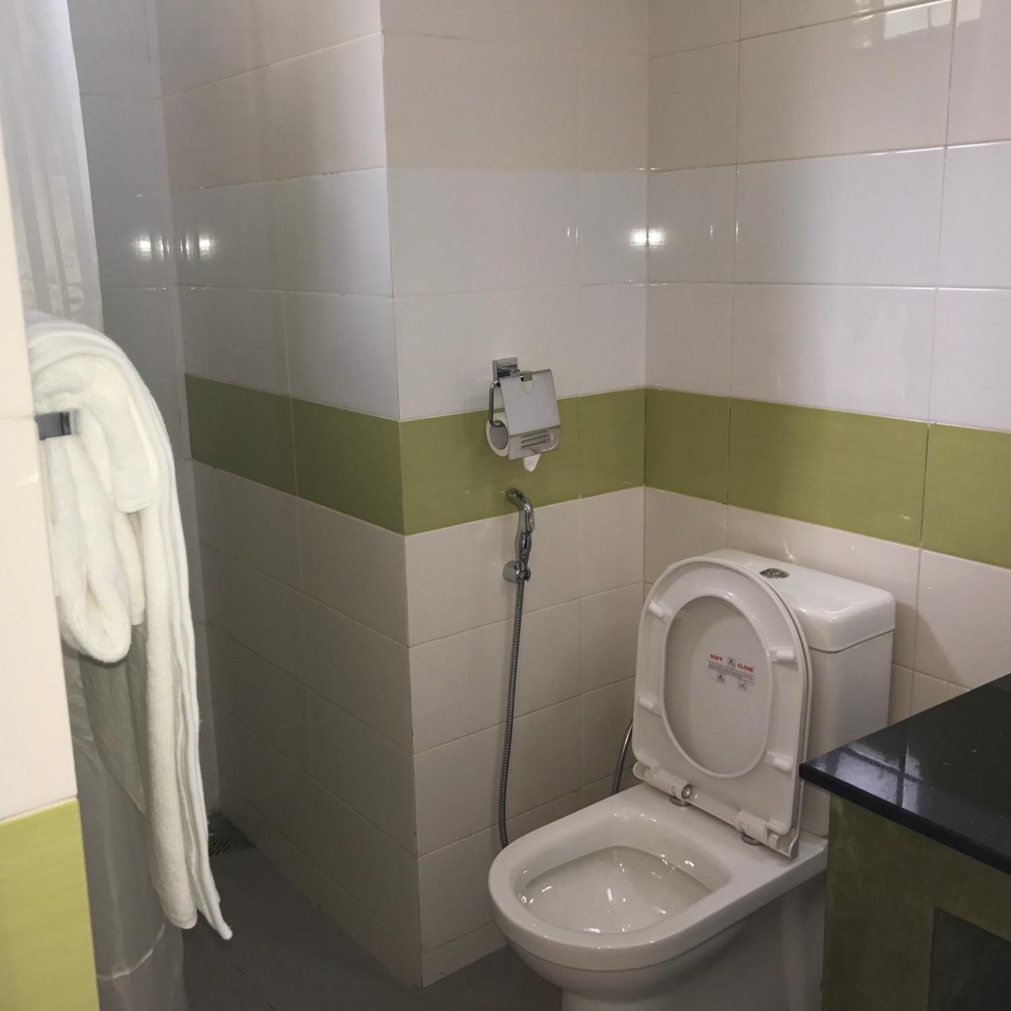 Saninro Hotel - Ragama Kültér fotó