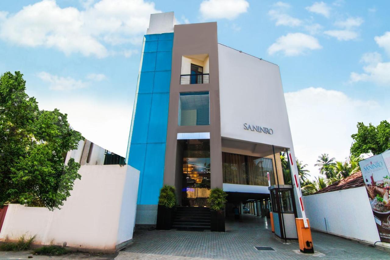 Saninro Hotel - Ragama Kültér fotó