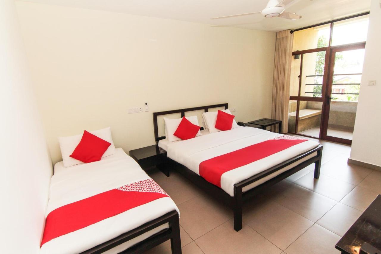Saninro Hotel - Ragama Kültér fotó